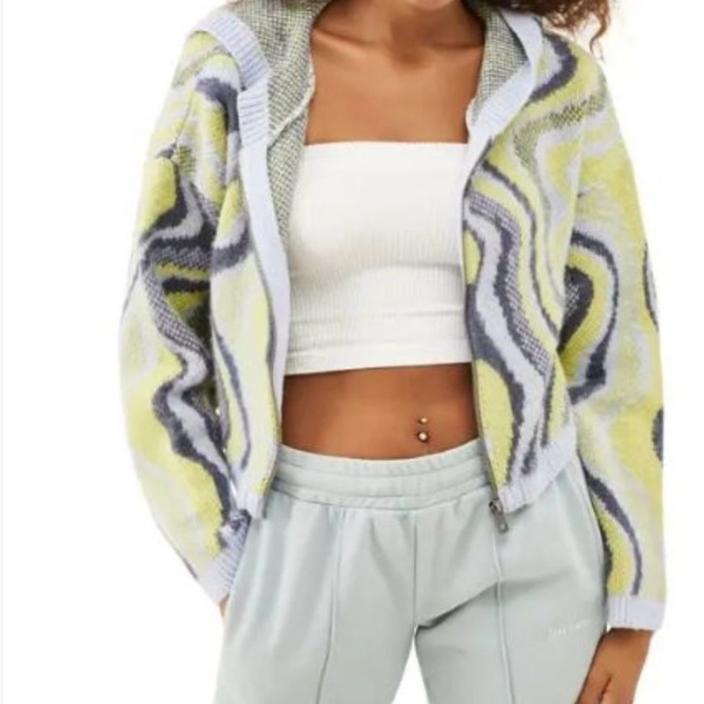 Stylish Women's Multicolor Sweater